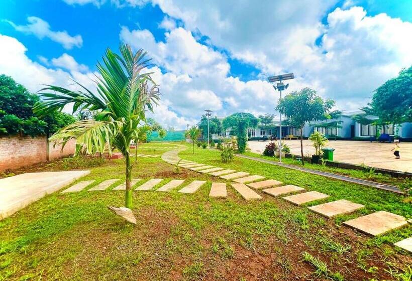 بانگلوی استاندارد, Chomkatae Bungalows