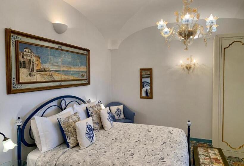 Suite with Terrace, Villa Le Baste