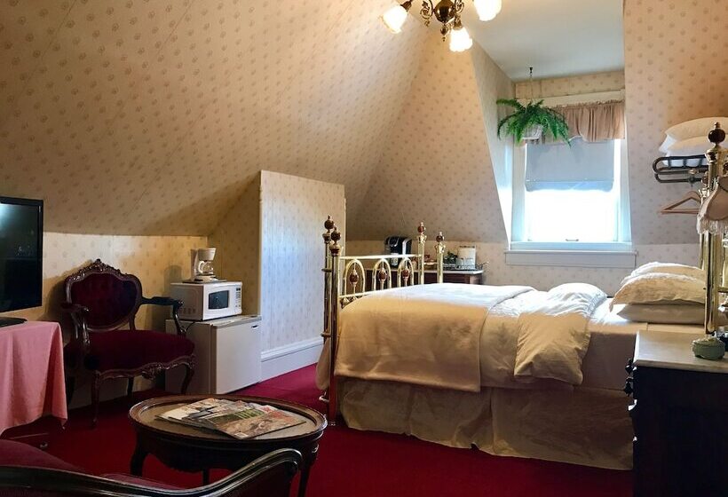 سوییت جونیور, The Redstone Inn And Suites