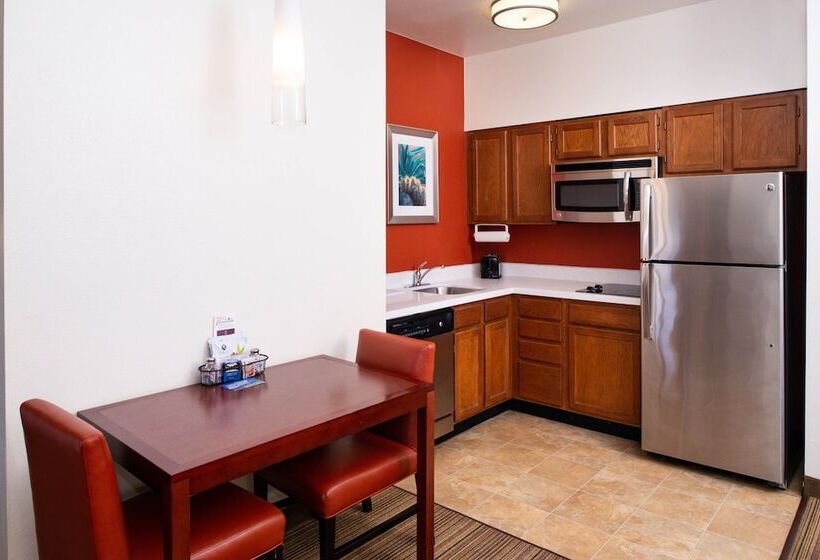带双人床的标准工作室, Residence Inn Palm Desert