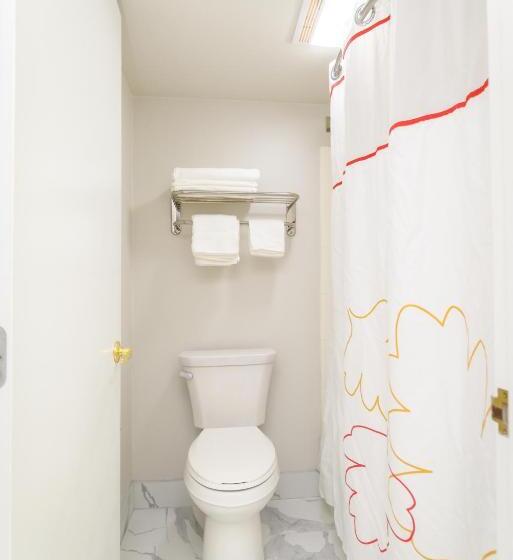 سوییت لوکس, Philadelphia Suites At Airport   An Extended Stay
