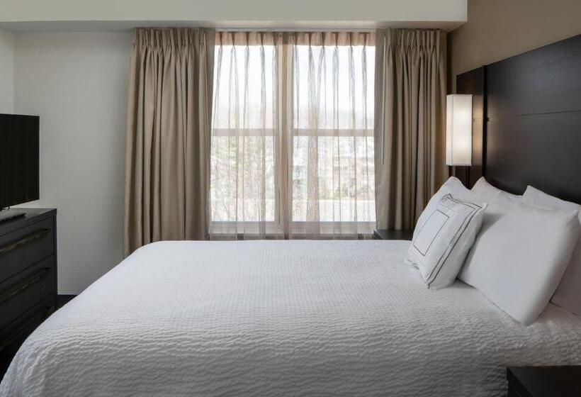장애인을 위한 스위트, Sonesta Es Suites Fairfax Fair Lakes