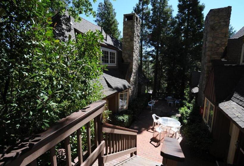 스위트 킹사이즈 침대, Saddleback Inn At Lake Arrowhead