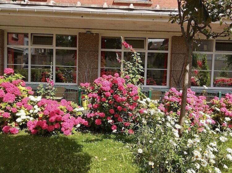 استودیوی استاندارد, Hôtel Les Jardins Dunkerque Center