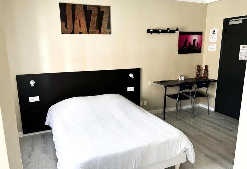 استودیوی استاندارد, Hôtel Les Jardins Dunkerque Center