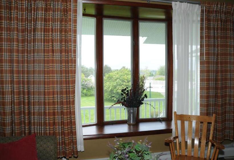 Президентский Люкс, Stone Fence Resort