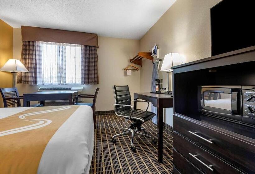 스탠다드 룸 더블 침대 2개, Quality Inn & Suites Warren