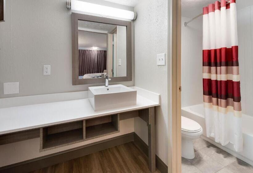 Номер Superior Кровать Кинг, Red Roof Inn Dayton  Moraine/u Of Dayton