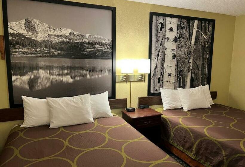 Номер Стандарт, Super 8 By Wyndham Trinidad