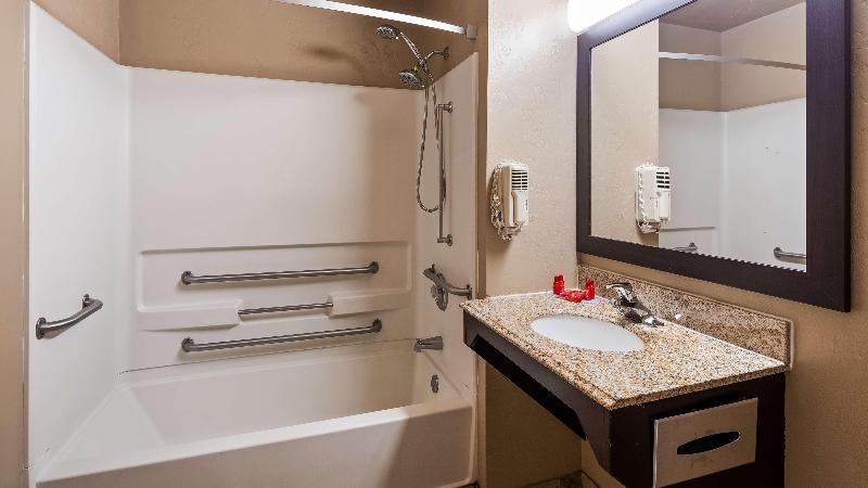 Номер Стандарт Адаптированный для Инвалидов, Surestay Hotel By Best Western Ellensburg