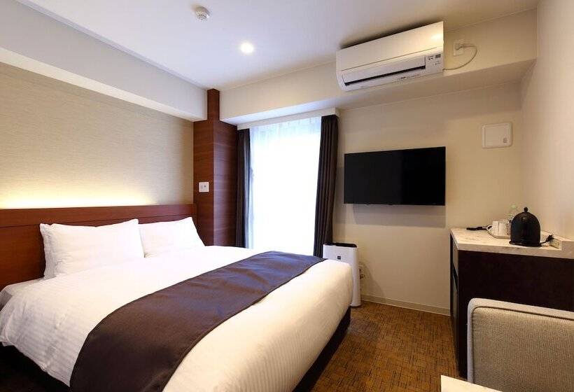 Quarto Estandar, Luxcare