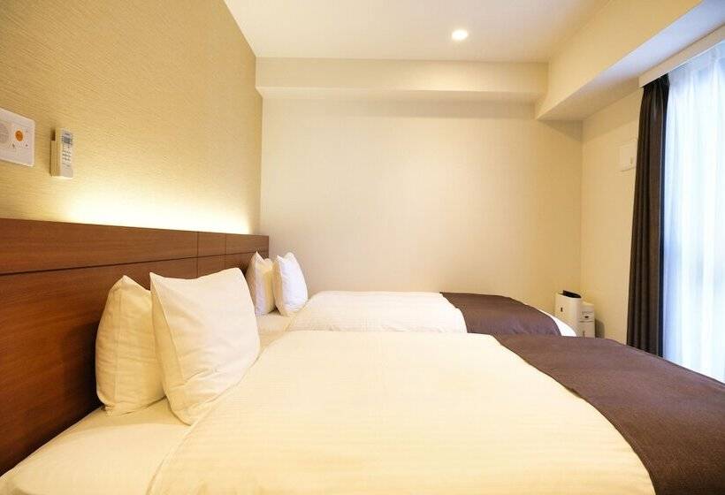 Quarto Estandar, Luxcare