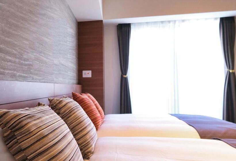 Quarto Familiar, Luxcare