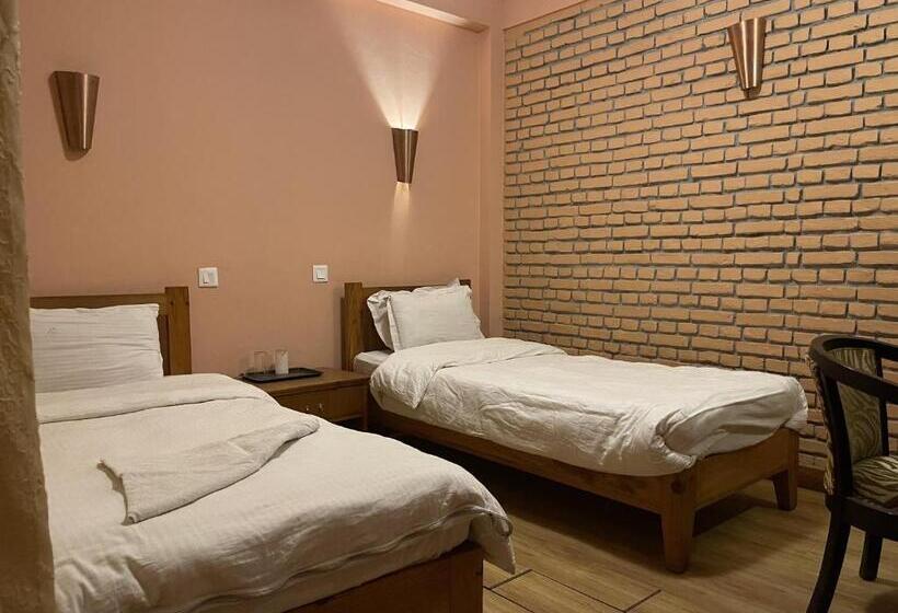 اتاق استاندارد, Valley View Inn