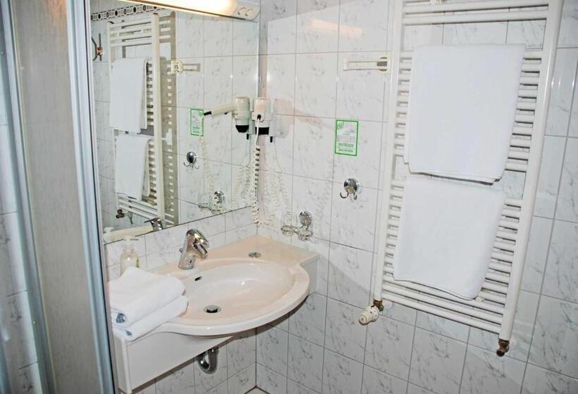 Апартаменты 1 Спальня, Deb 021 Hotel In Juliusruh Auf Rue