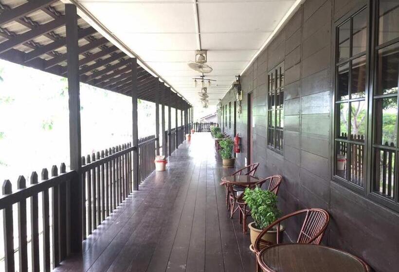 کلبه ییلاقی, Uk Farm Agro Resort