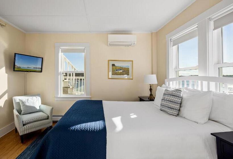 Номер Deluxe, East Wind Inn & Suites