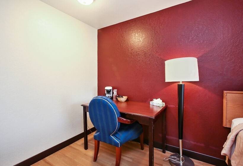 수피리어 룸, Red Roof Inn Lompoc