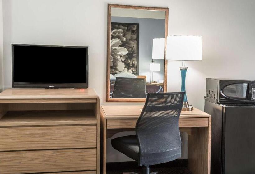 Mozgáskorlátozott Standard Szoba King Size Bed, Super 8 By Wyndham Valdosta Ga I 75