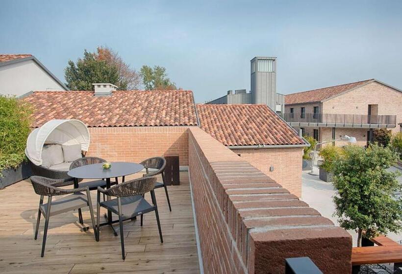 غرفة بريميوم مع تراس, NH Collection Murano Villa