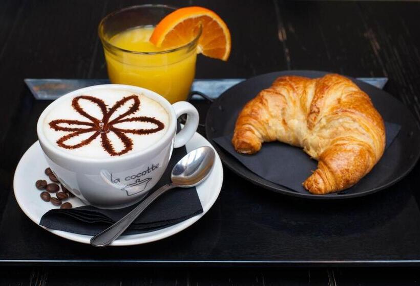 اتاق استاندارد چهارنفره با بالکن, Dante Relais