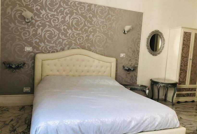 سوییت خانوادگی, Parisa Suite