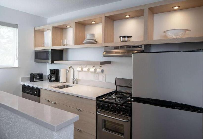 장애인을 위한 스위트, Sonesta Simply Suites Falls Church
