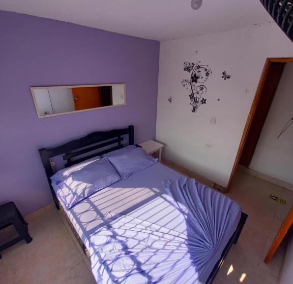 带共用浴室的标准房间, Hostel Shalom Adonai