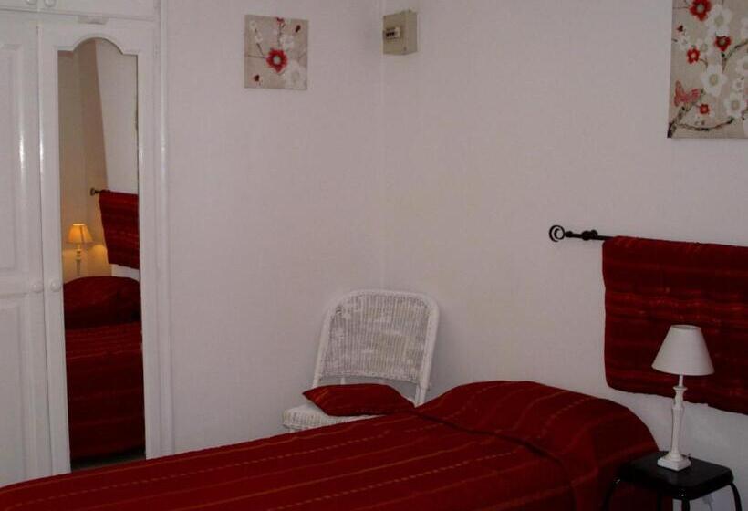 استودیوی استاندارد, Studio Des Iles