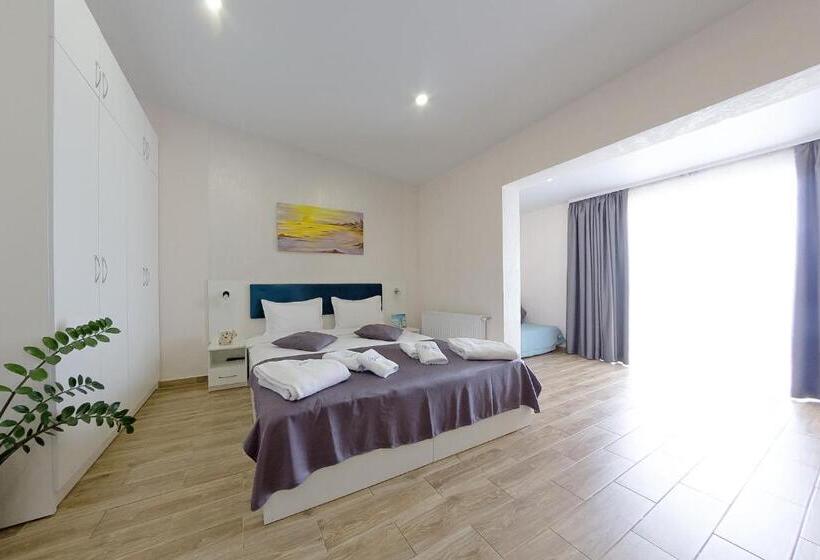 سوئیت با بالکن, Apart Hotel Poseidon