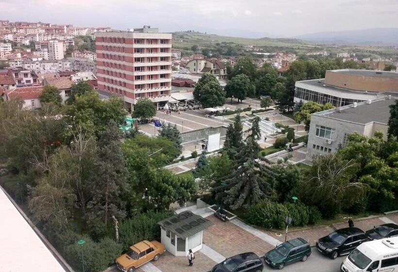 Люкс с Балконом, Family Hotel Ambrozia