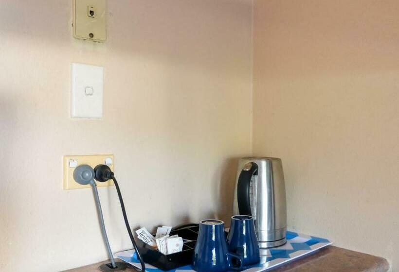 디럭스 트리플 룸, Brisbane Backpackers Resort   Hostel