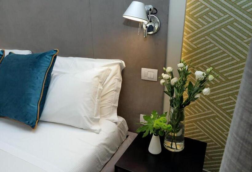 اتاق لوکس, Roma Five Suites