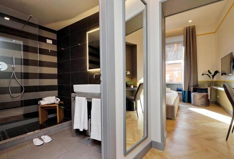 اتاق لوکس, Roma Five Suites