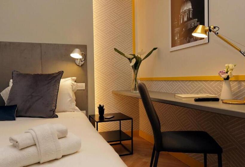 اتاق لوکس, Roma Five Suites