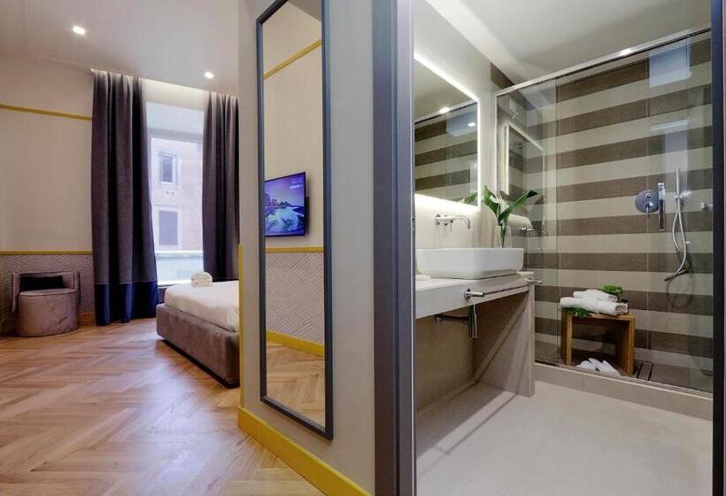 اتاق لوکس, Roma Five Suites