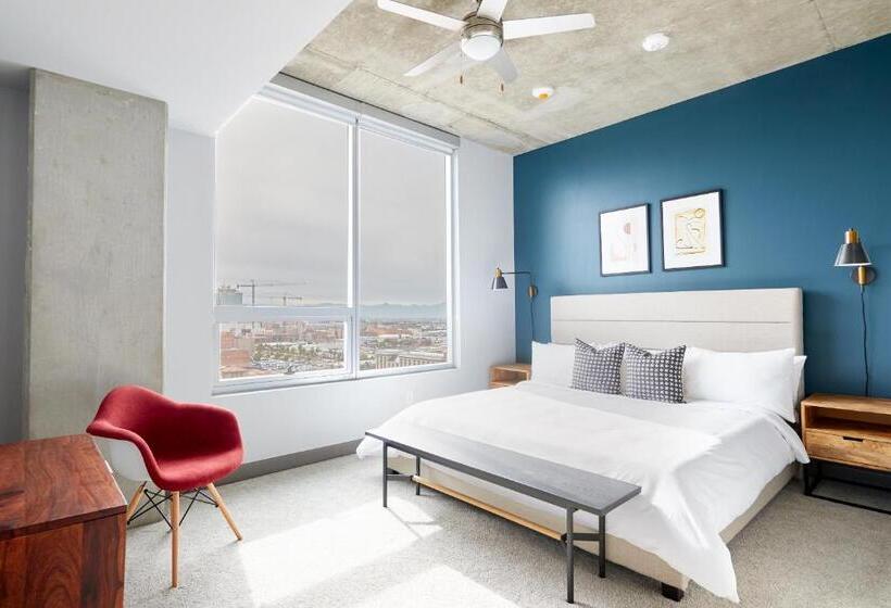Apartamento 1 Dormitório com Sacada, Sonder At Mckinley
