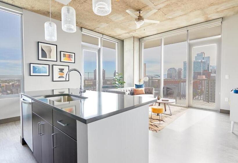 Apartamento 1 Dormitório com Sacada, Sonder At Mckinley