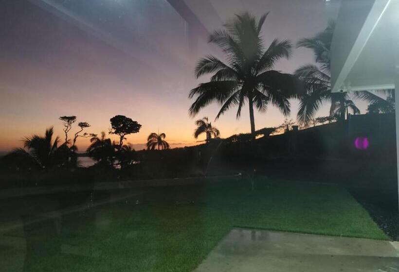 Quarto Estandar Vista Mar, Ocean Breeze Cove   Luxury Retreat