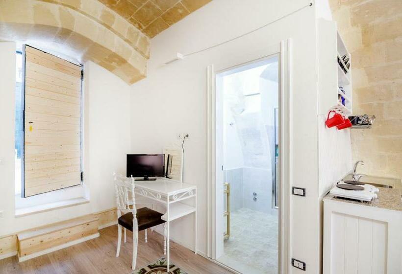 استودیوی کلاسیک, Casa Del Sole