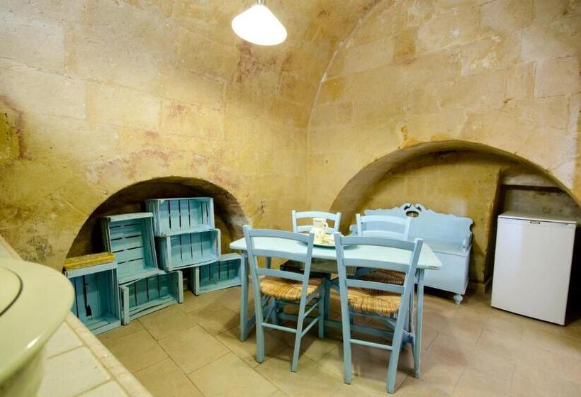 استودیوی استاندارد, Casa Del Sole