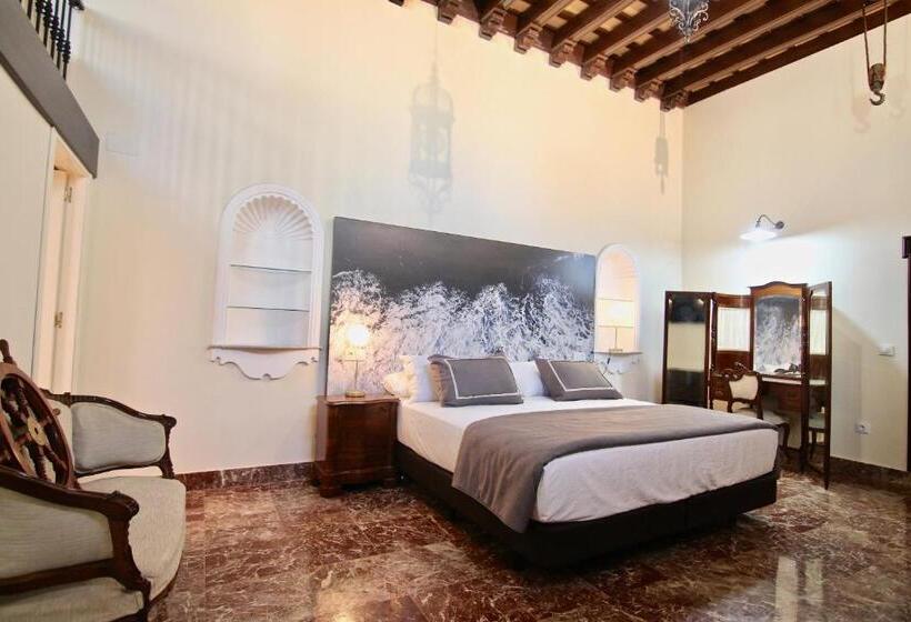 سوییت سوپریور, El Palace Del Puerto