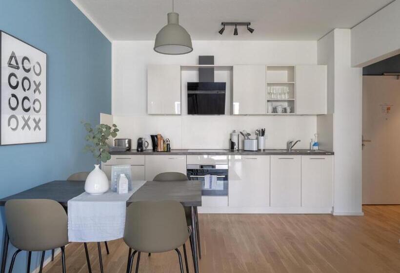Люкс с Балконом, Limehome Trier Nikolaus Leis Straße