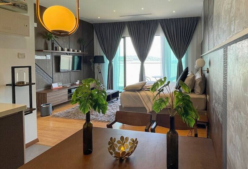 디럭스 룸 바다 전망, Swiss Belhotel Kuantan
