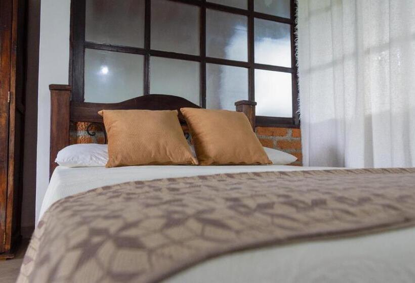 Quarto Superior Vista Jardim, Finca Hotel Casa Nostra, Villa Mariana