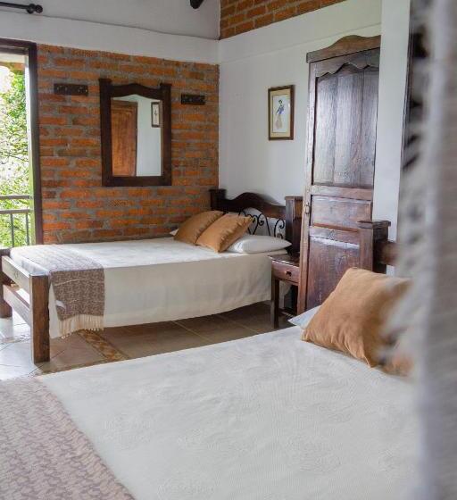 Quarto Superior Vista Jardim, Finca Hotel Casa Nostra, Villa Mariana