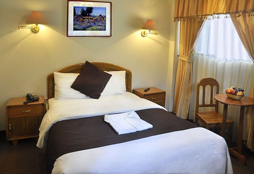 اتاق استاندارد یک نفره, Balsa Inn