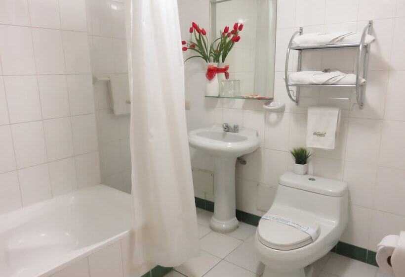 اتاق استاندارد سه نفره, Ensueño
