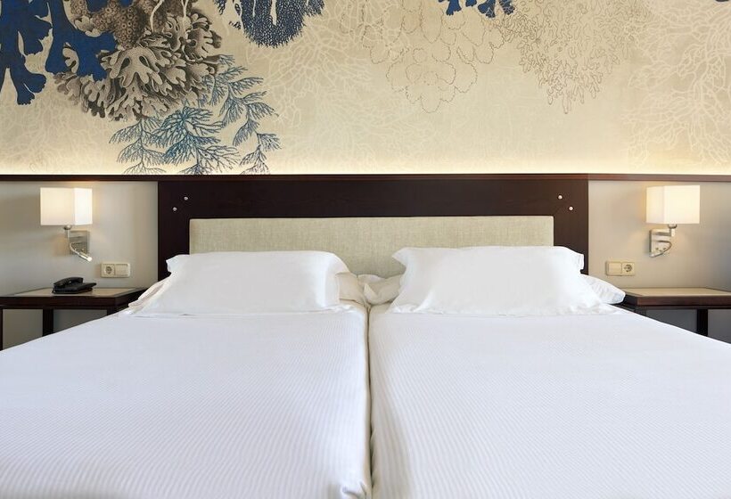 Quarto Estandar, H10 Salauris Palace