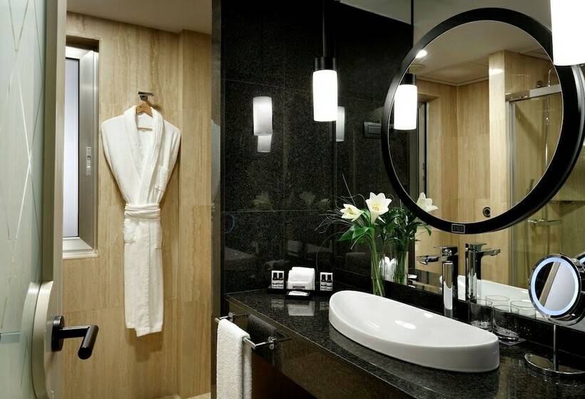 اتاق پرمیوم, Hyatt Regency Hesperia Madrid